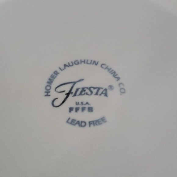 Fiestaware Fiesta 9" Snowman Bird Ceramic Luncheon Plate Classic Rim White - Picture 15 of 16